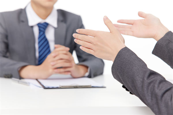 揭秘！看看企業(yè)高級HR是如何玩轉(zhuǎn)人才爭奪大戰(zhàn)的？