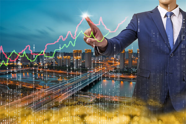 市場瞬息萬變，企業(yè)戰(zhàn)略該如何靈活調(diào)整以搶占先機(jī)？
